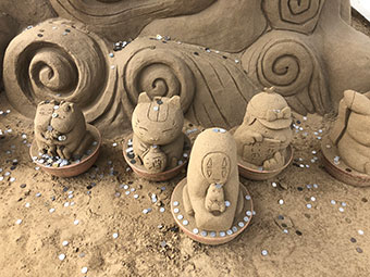 道の駅のと千里浜 砂彫刻
